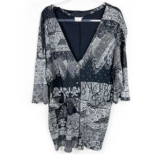 Chihuahua! Art to wear vintage branded boho snap front tunic blouse size: M